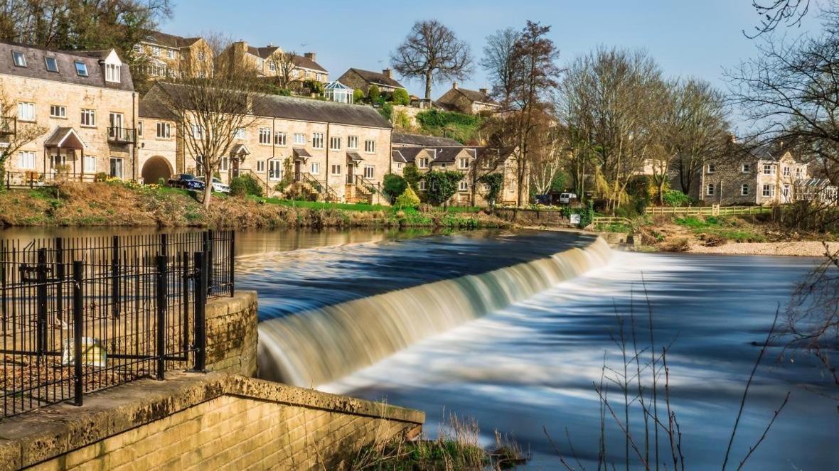 Large 4 Bedroom Home In Boston Spa Village In-Between York, Harrogate And Leeds, Sleeps 9 מראה חיצוני תמונה